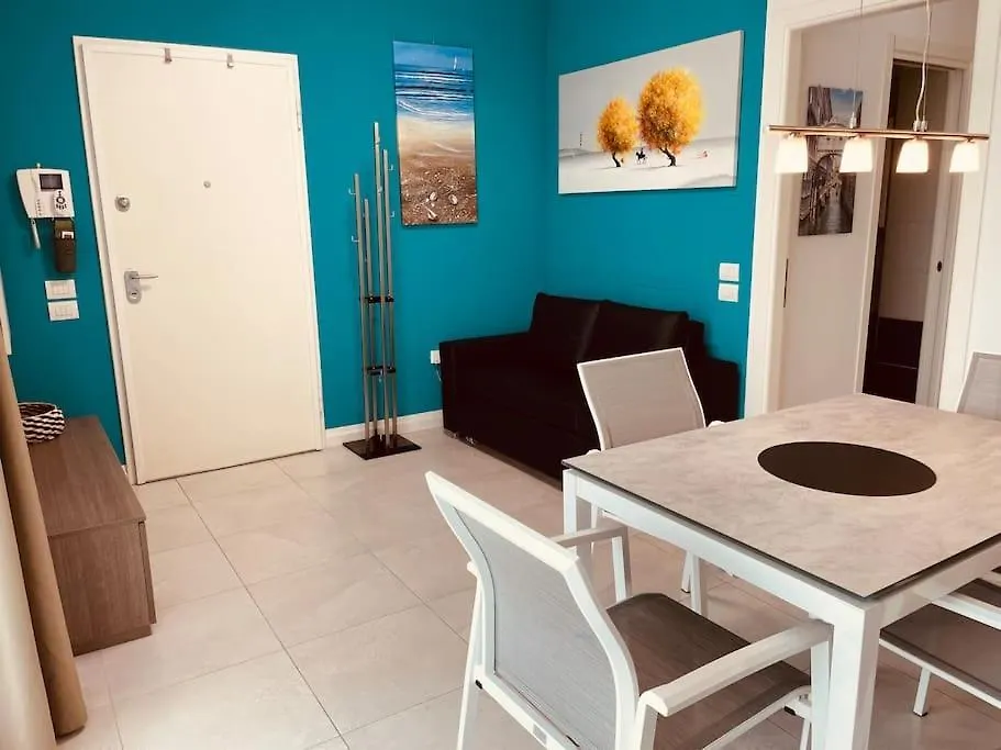 Apartment Appartamento Wave N.13 Lido di Jesolo Italy